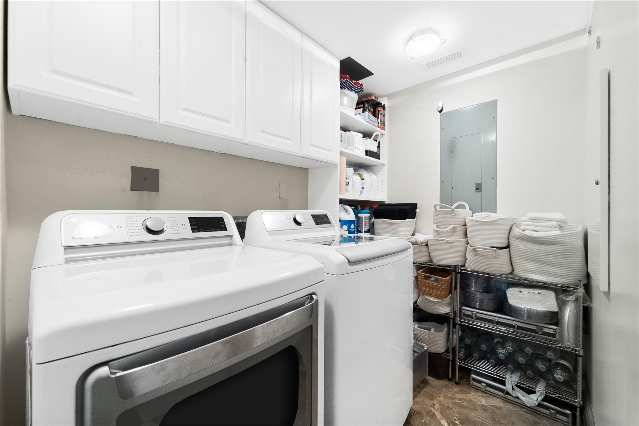 Las Olas River House - Residential