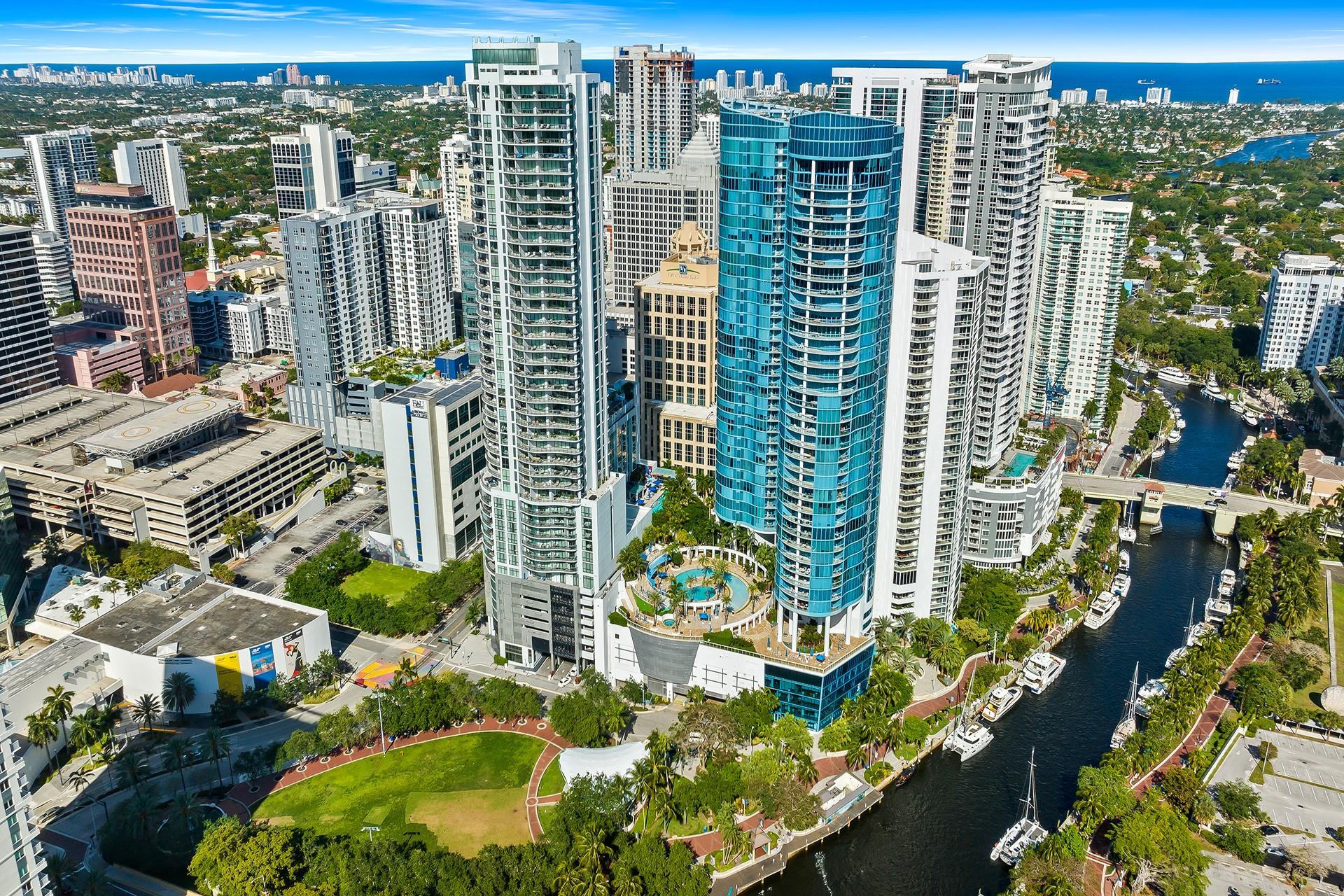 Las Olas River House - Residential
