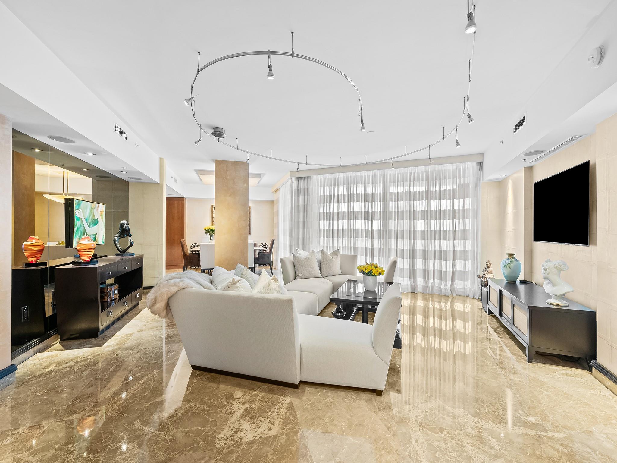 Las Olas River House - Residential