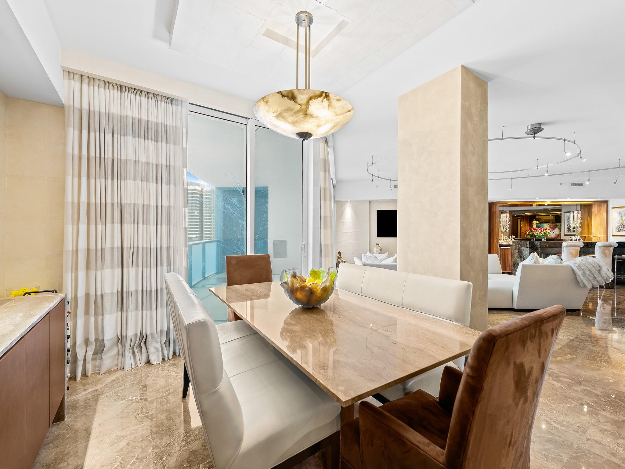 Las Olas River House - Residential