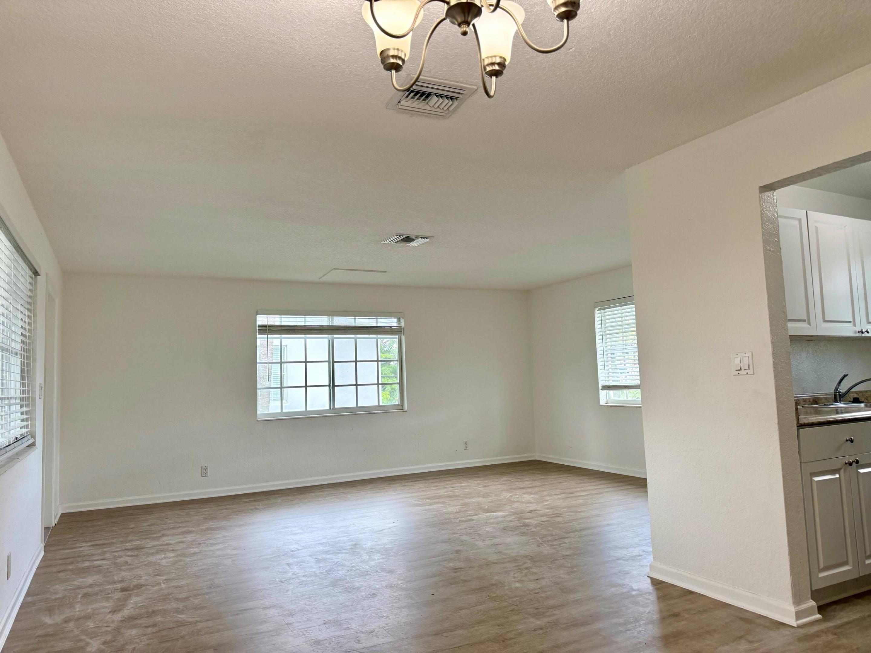 3370 NE 16th Terrace Unit 3