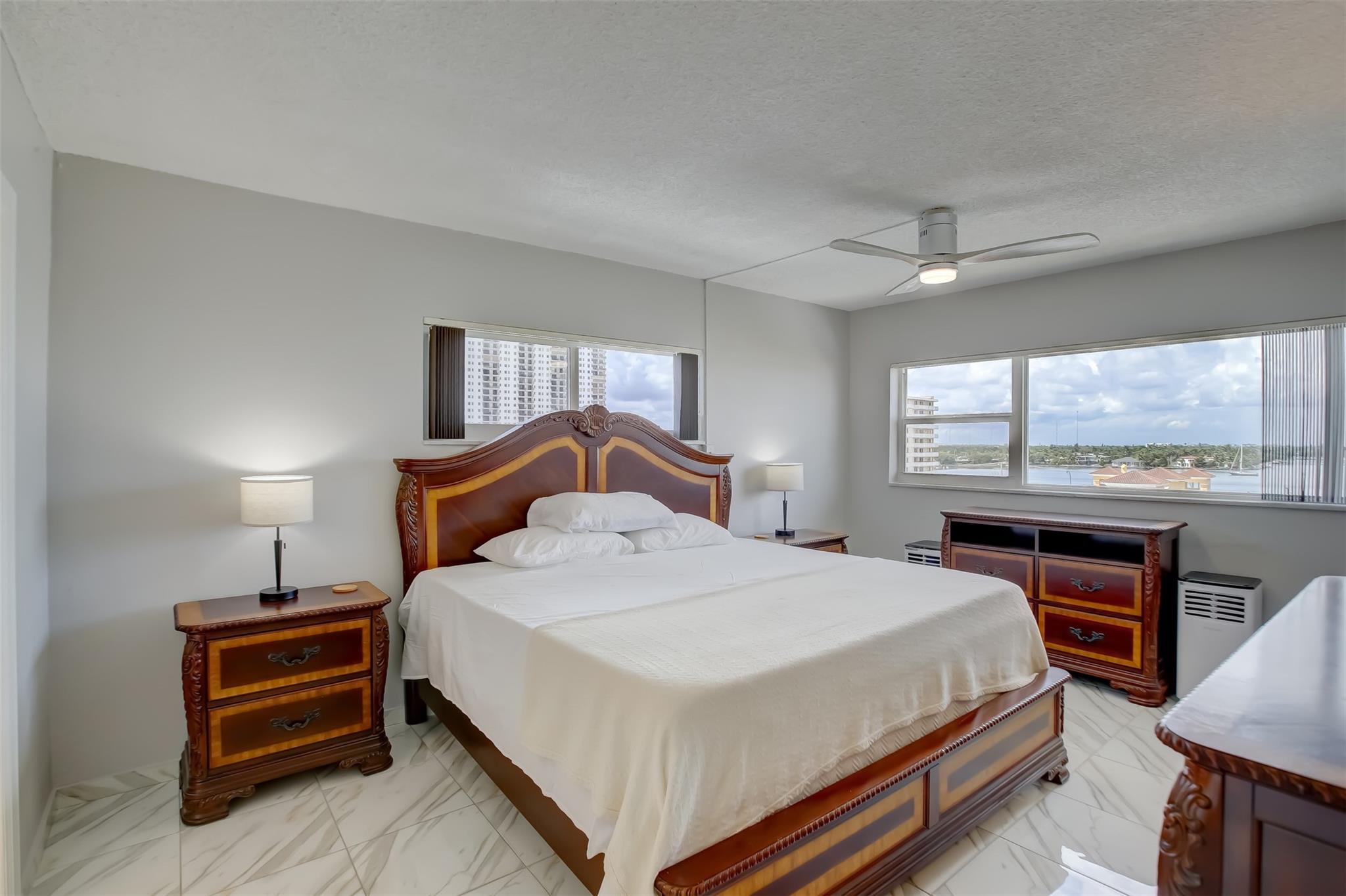 Mainsail Condominium - Residential Lease