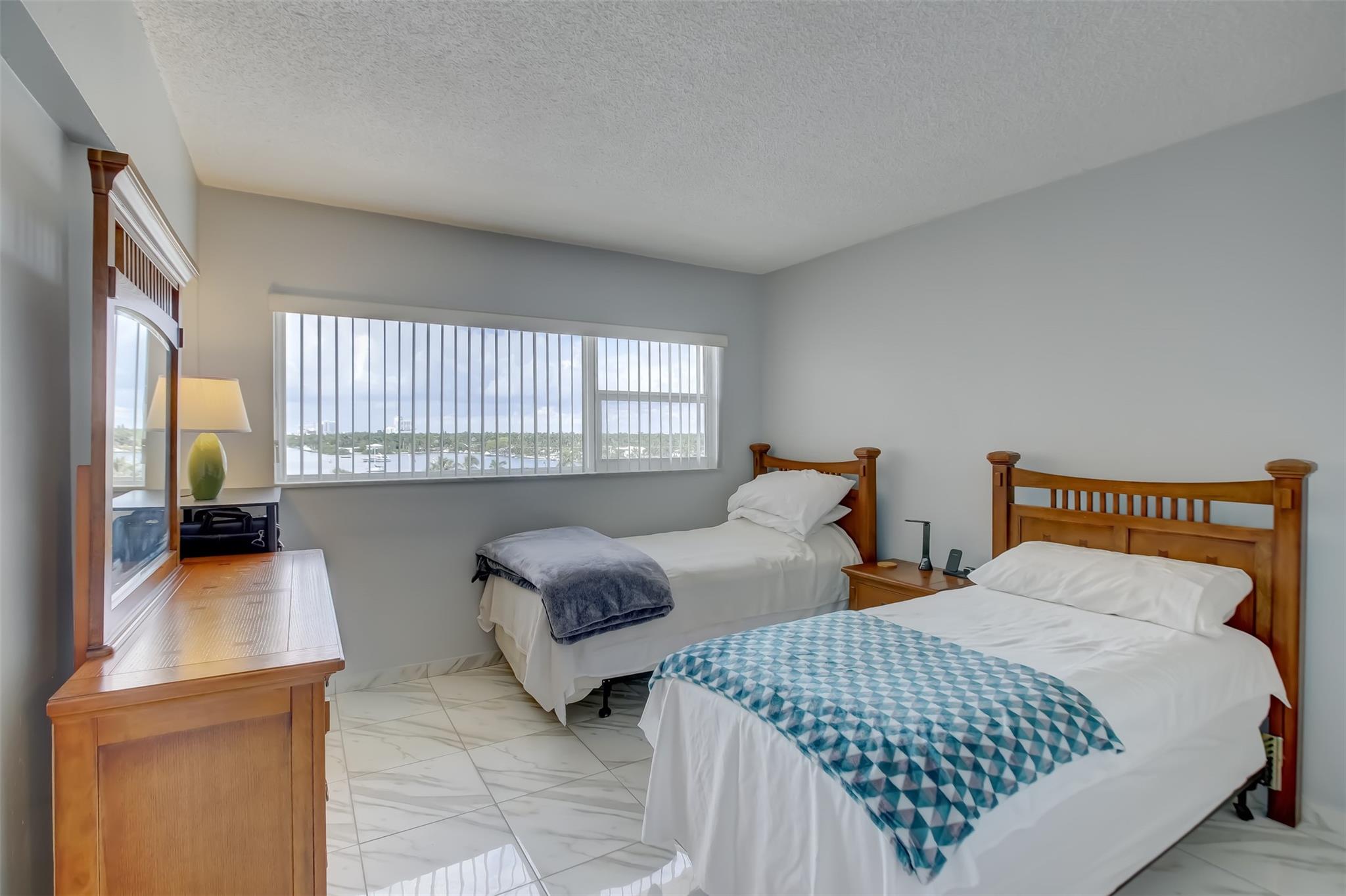 Mainsail Condominium - Residential Lease