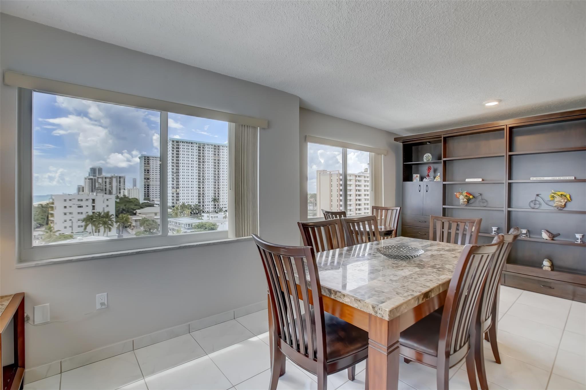 Mainsail Condominium - Residential Lease