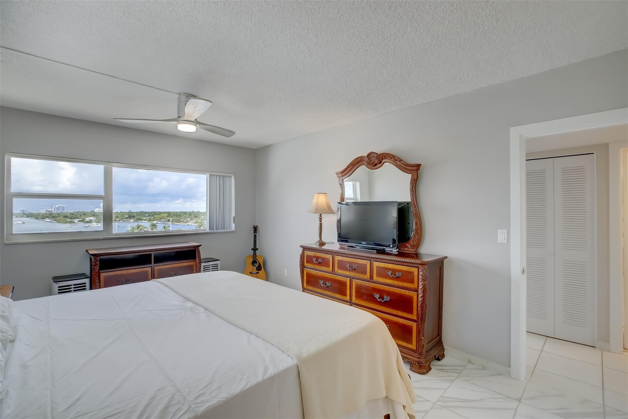 Mainsail Condominium - Residential Lease