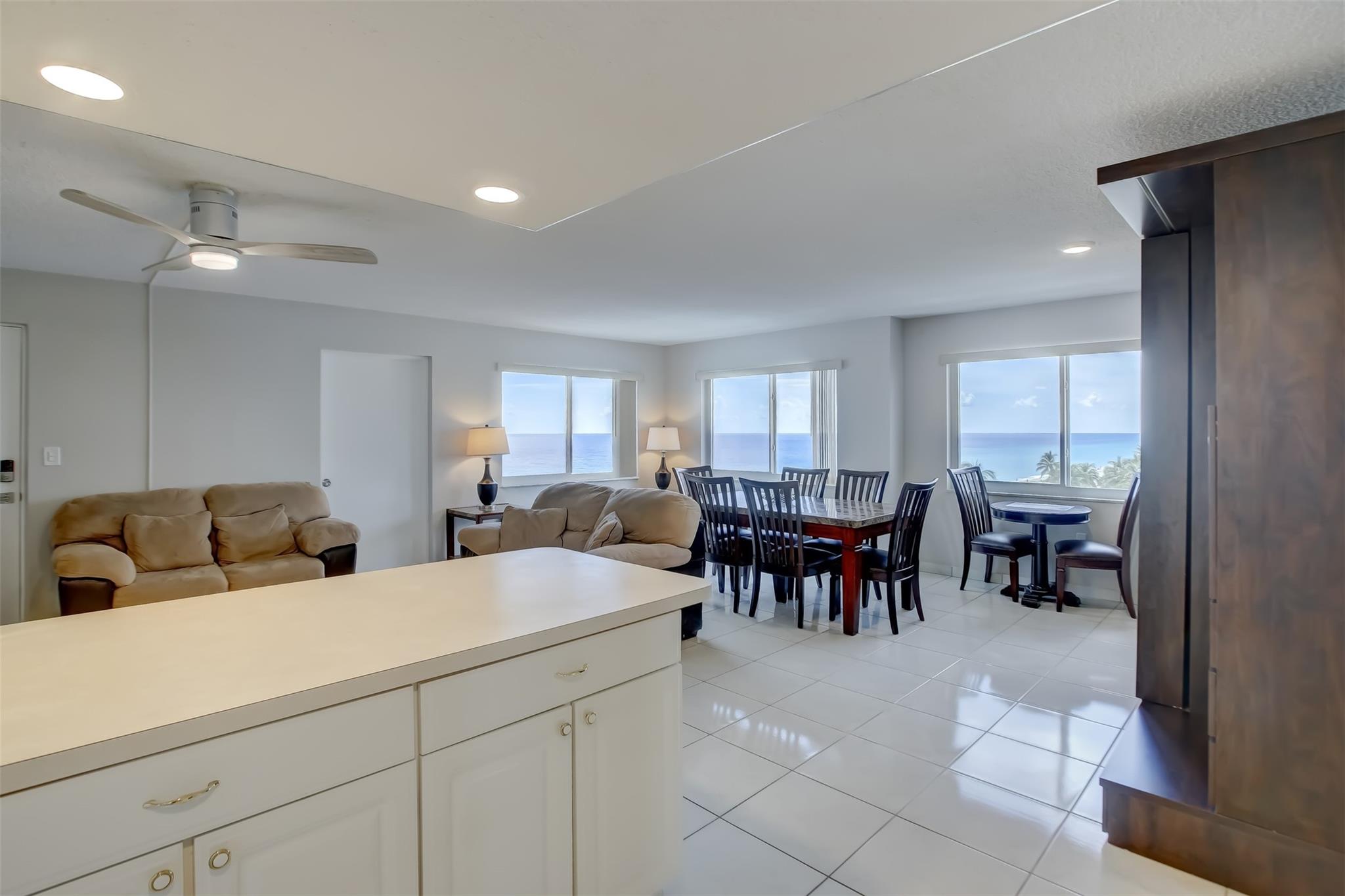 Mainsail Condominium - Residential Lease