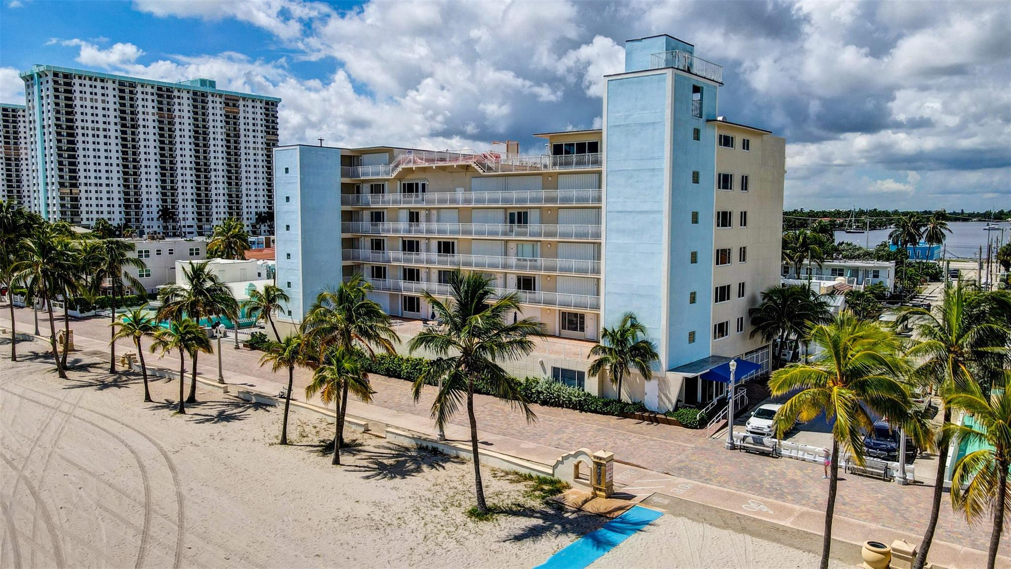 Mainsail Condominium - Residential Lease