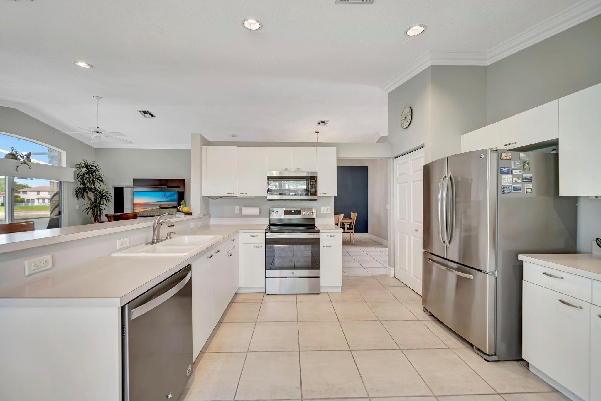 5942 NW 77th Drive