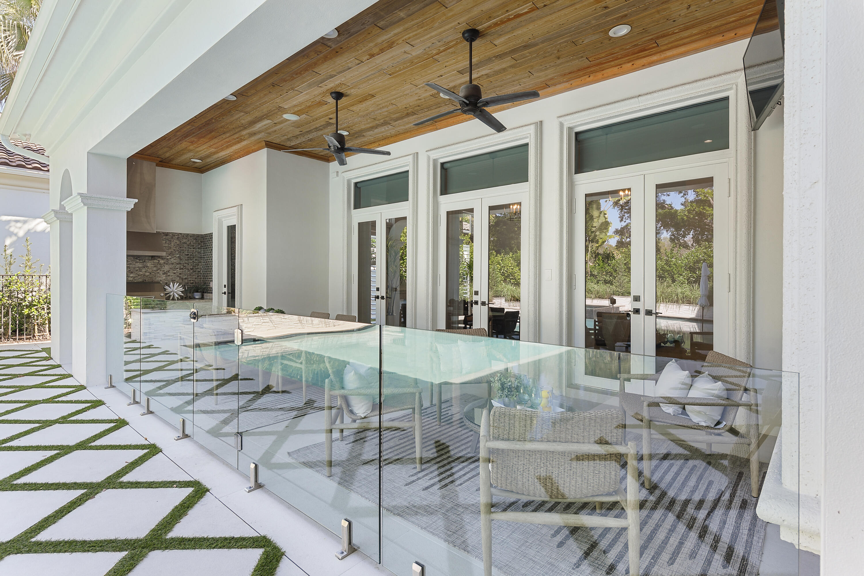 OLD PALM - Residential