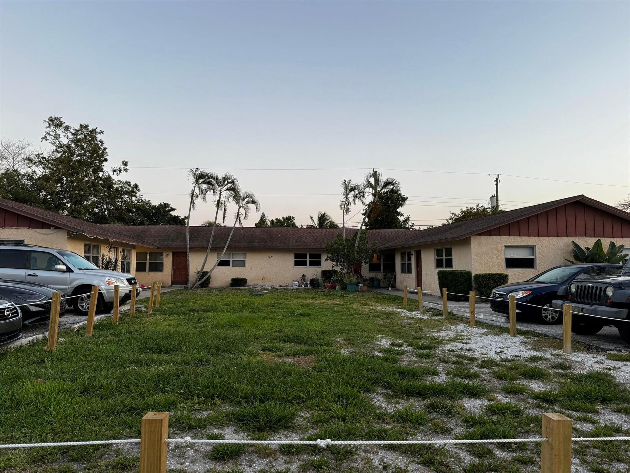 ORANGE TERRACE - Residential Lease