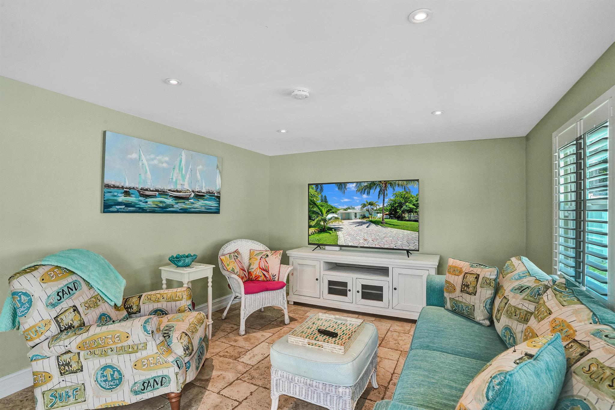 COLLIER MANOR FIRST ADD - Residential Lease