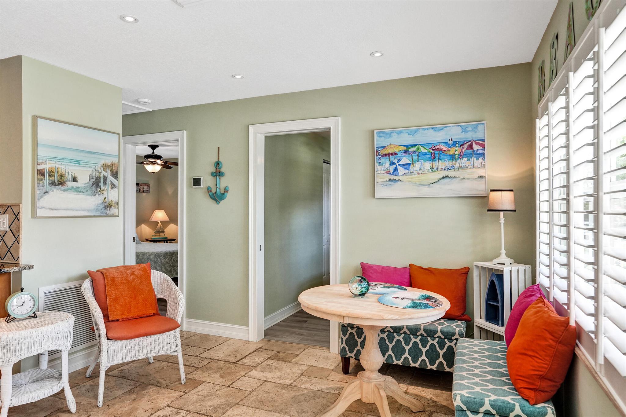 COLLIER MANOR FIRST ADD - Residential Lease