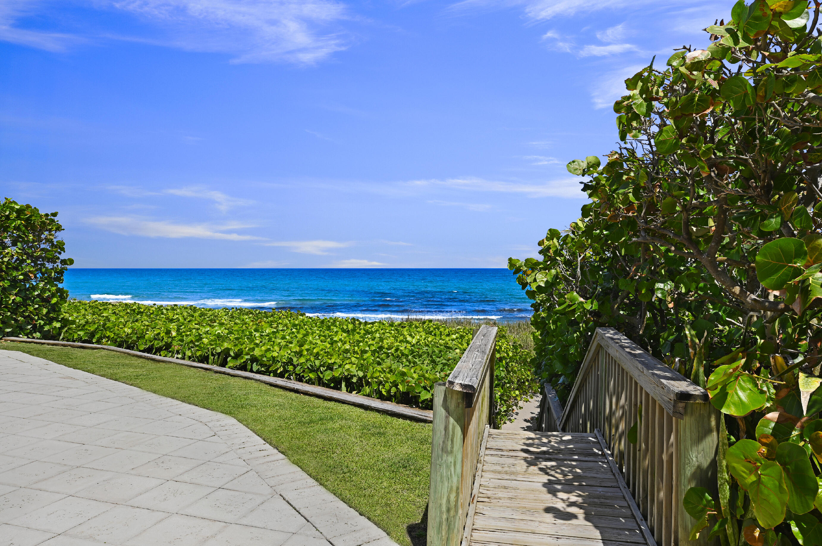 ISLE DE LA MAISON - Residential