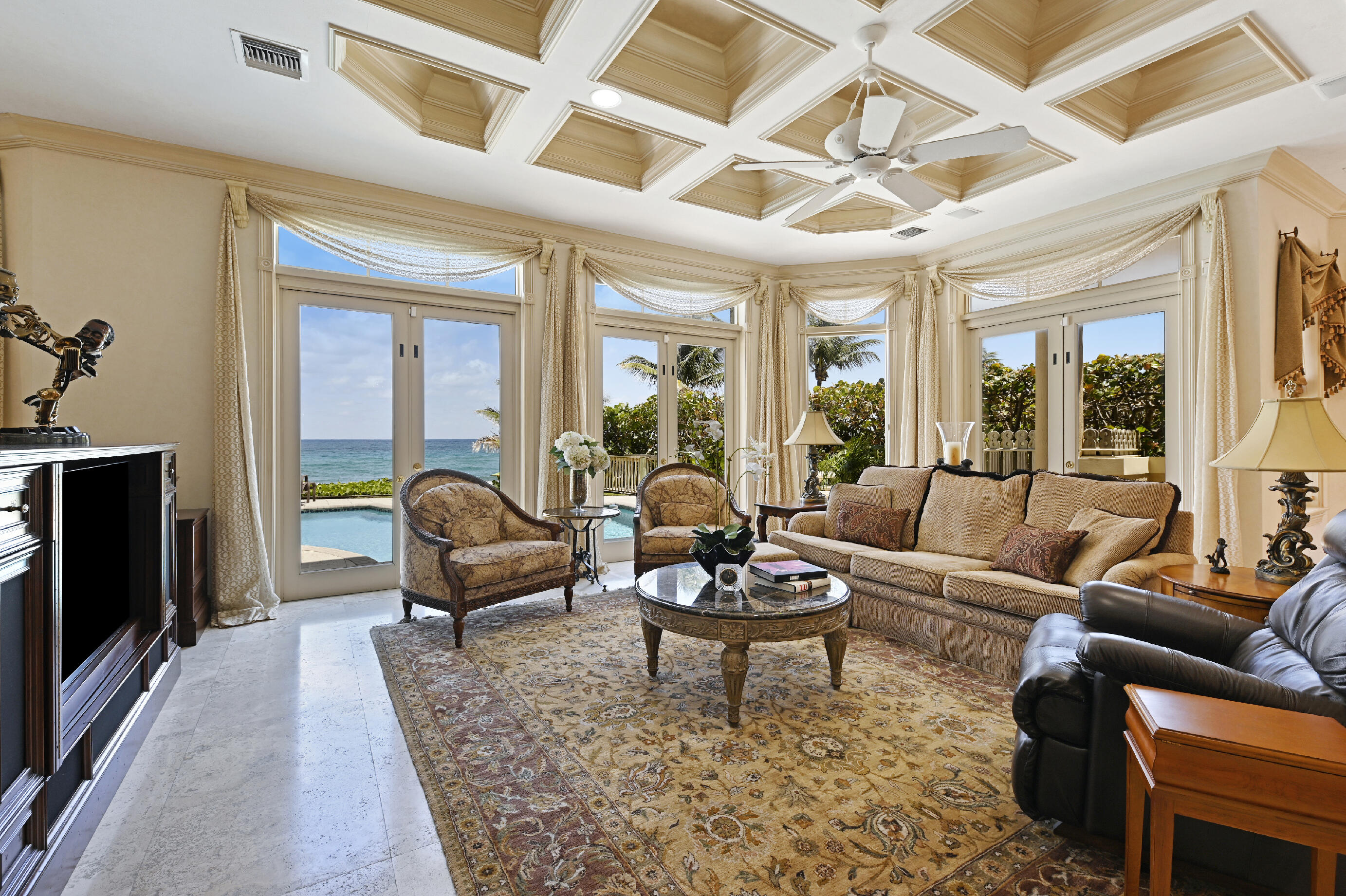 ISLE DE LA MAISON - Residential