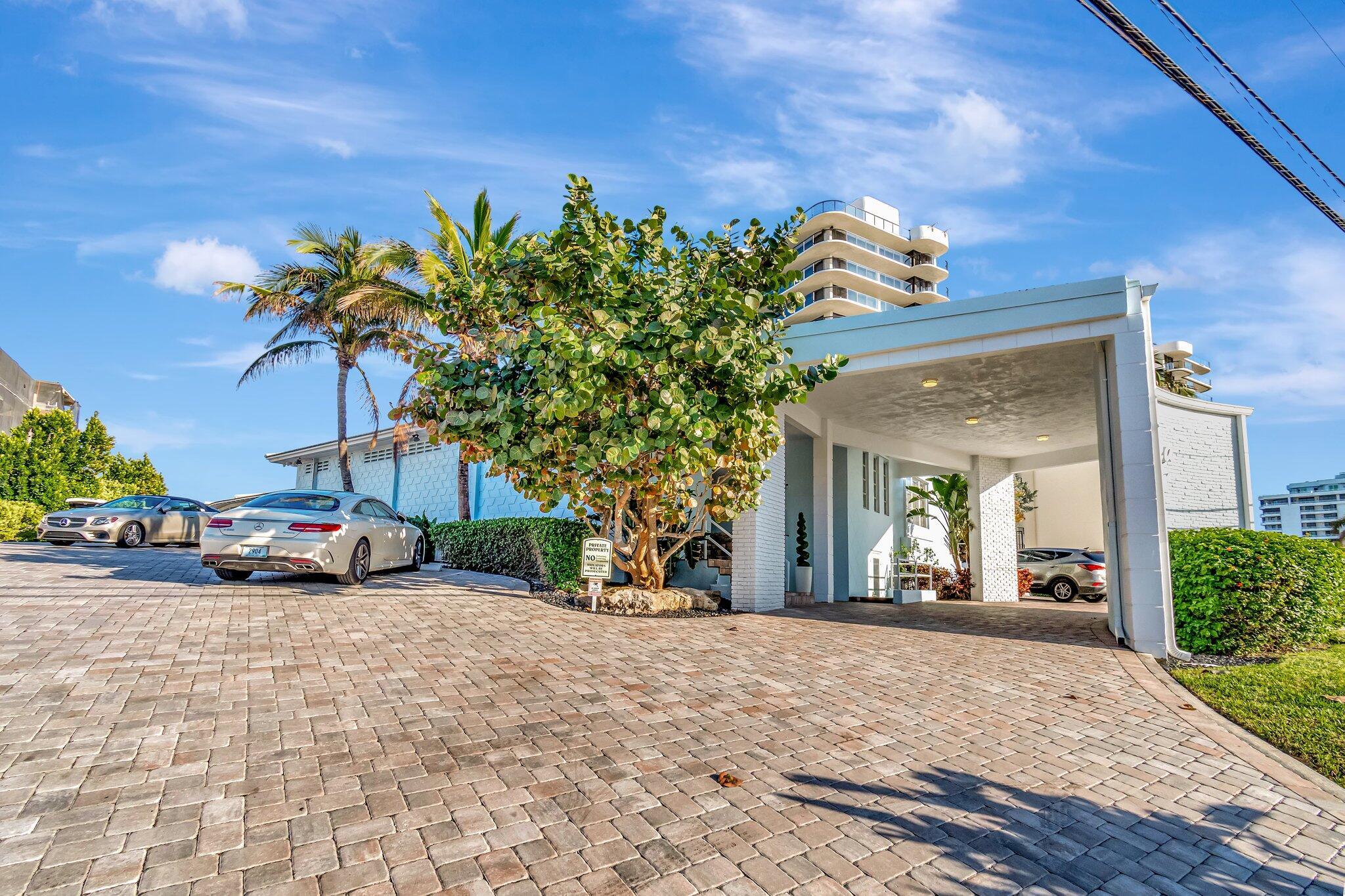 JAMAICA MANOR INC LESSEE - Residential