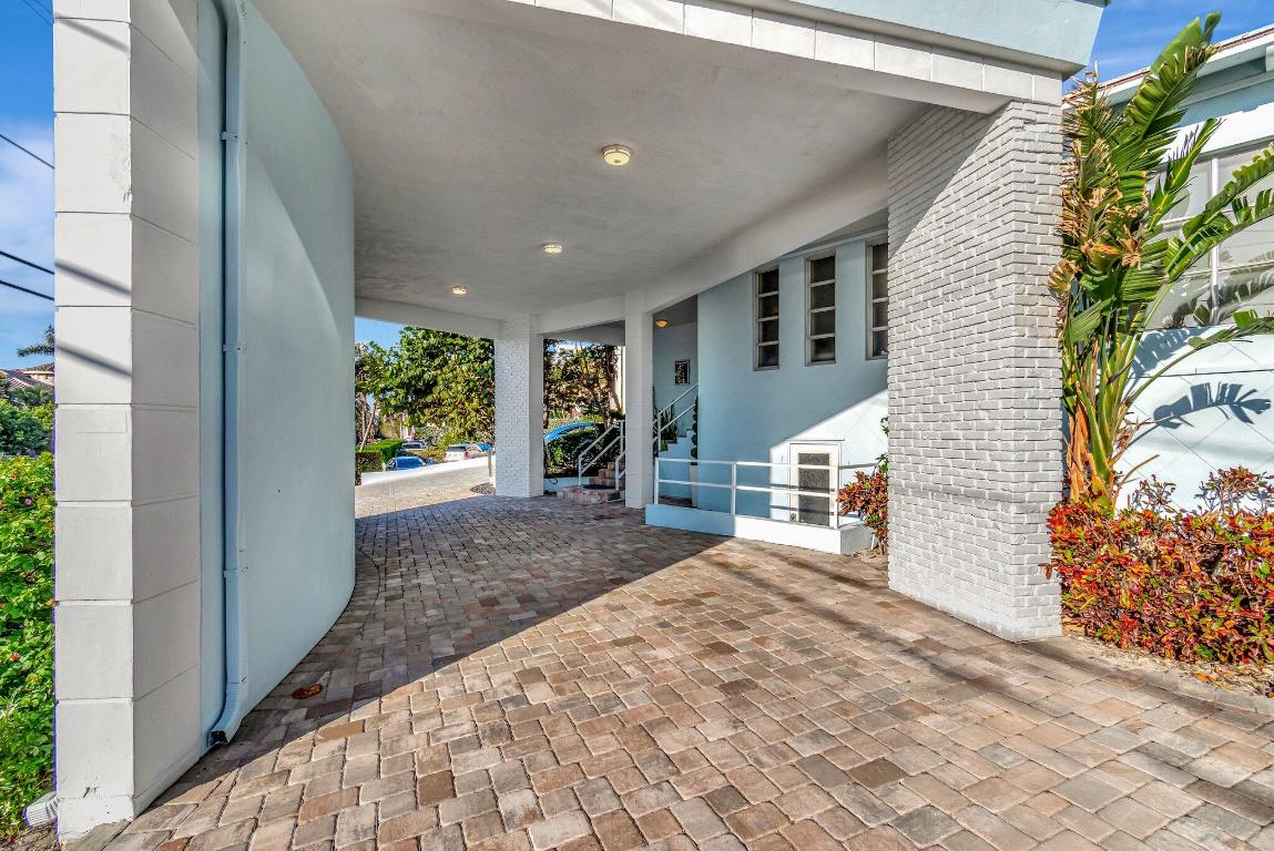 JAMAICA MANOR INC LESSEE - Residential