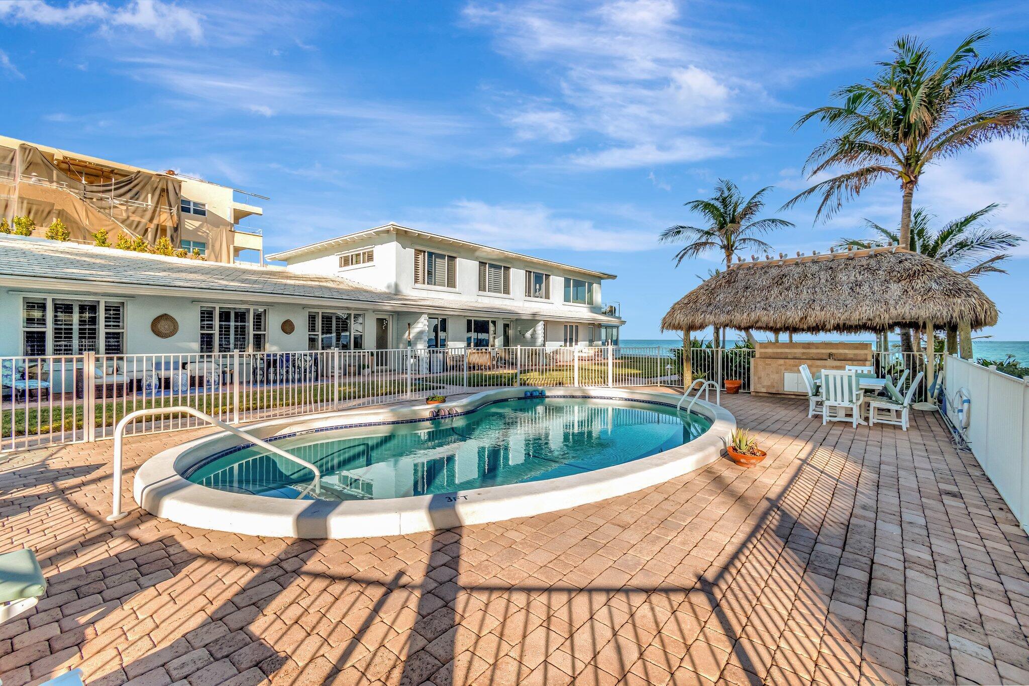 JAMAICA MANOR INC LESSEE - Residential