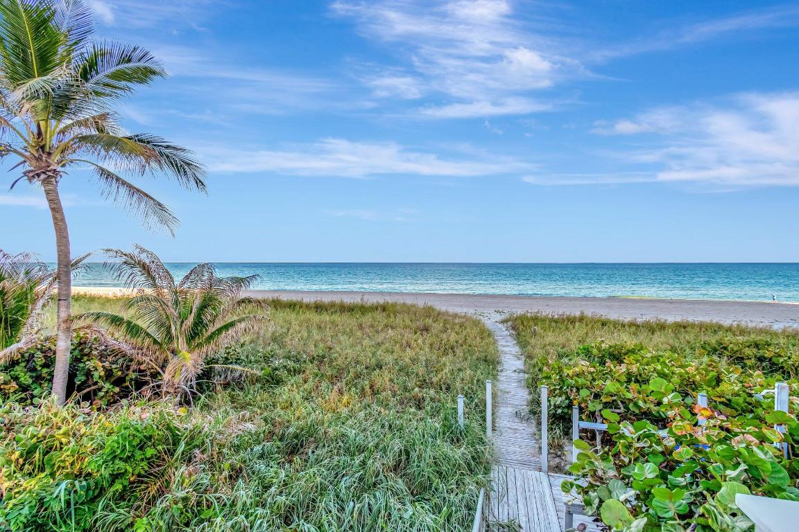 JAMAICA MANOR INC LESSEE - Residential