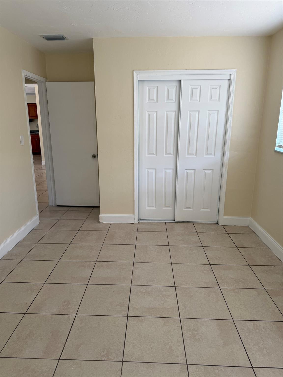 Crestview 30-16 B - Residential Lease