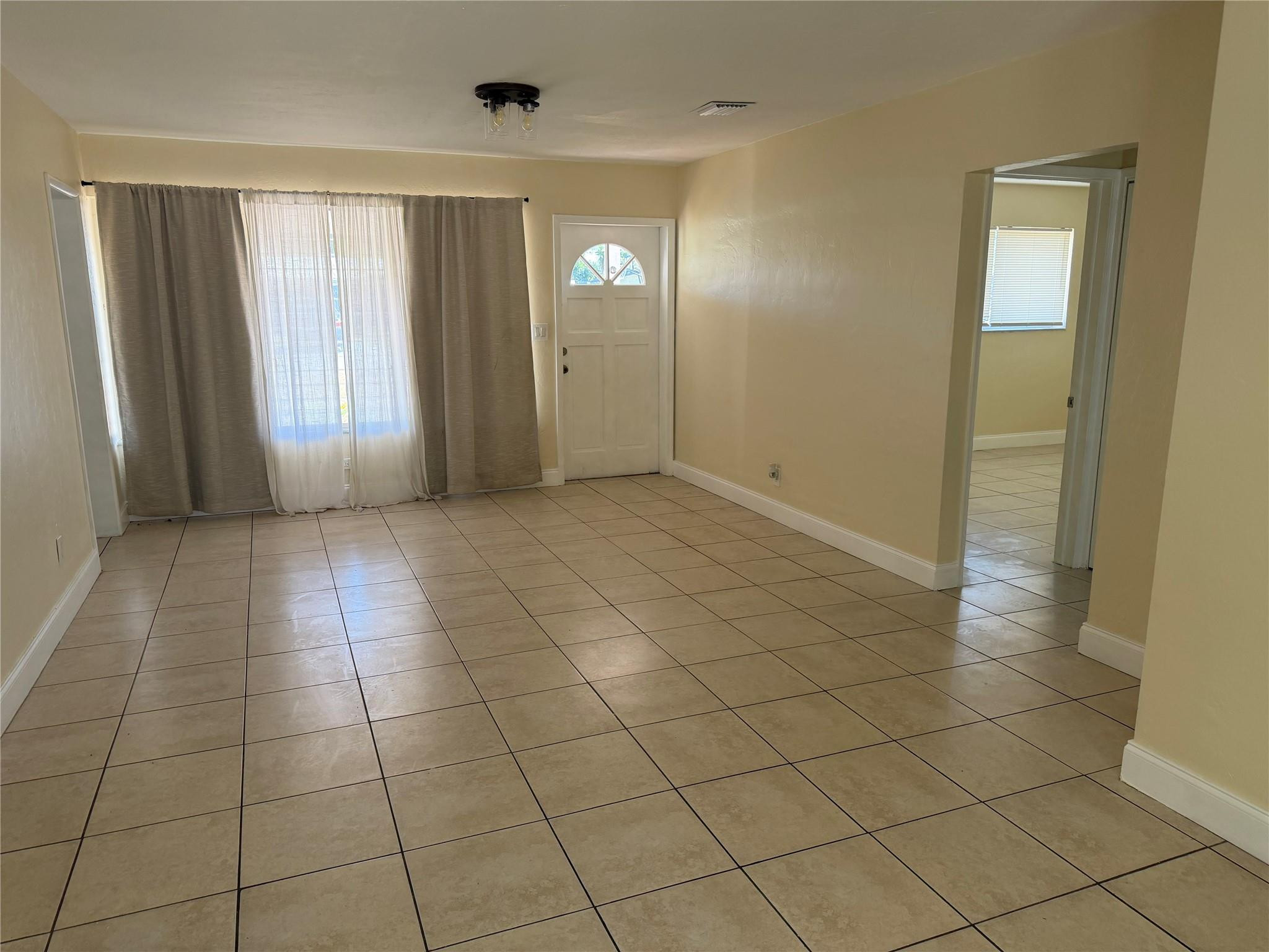 Crestview 30-16 B - Residential Lease