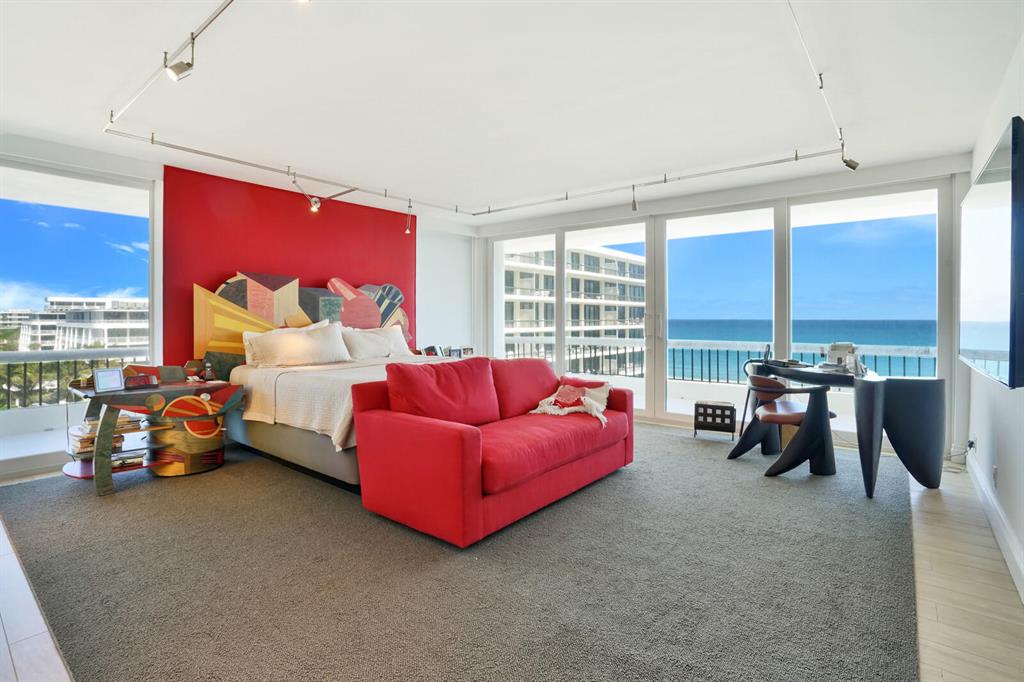 BEACH POINT CONDO - Residential