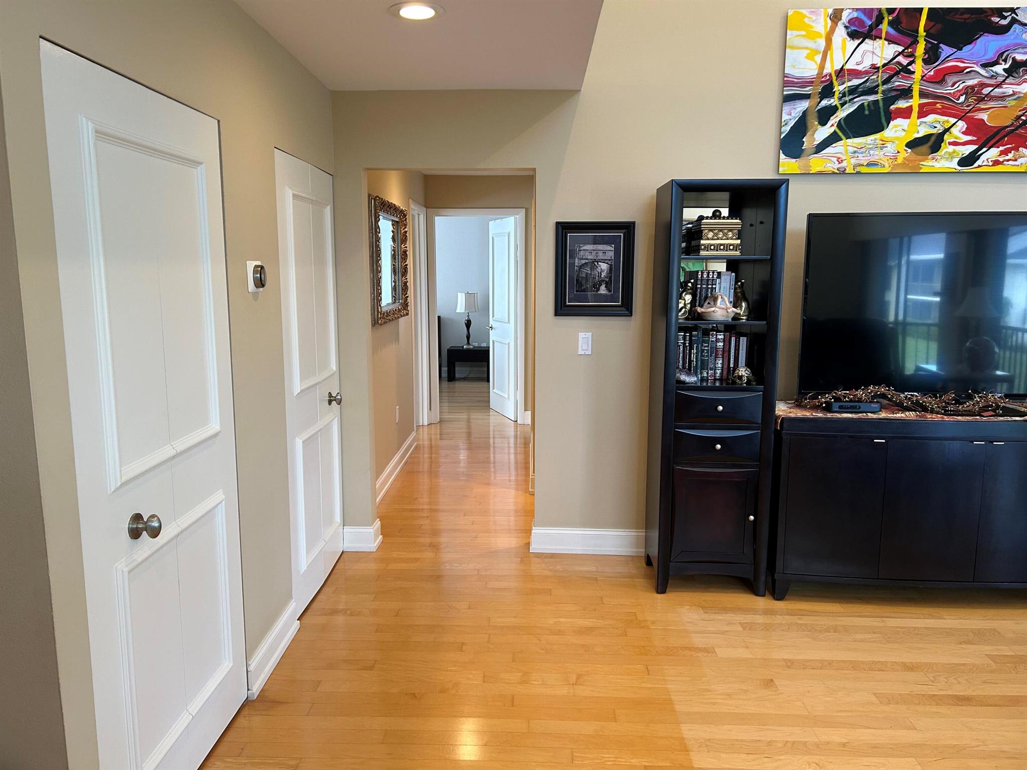 WILLOWWOOD GARDENS CONDO - Residential