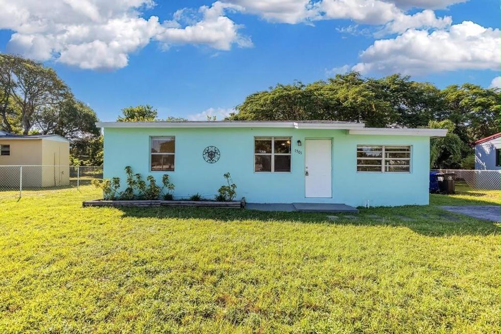 Photo of 1501 NW 24th Avenue, Fort Lauderdale, FL 33311 (MLS # B26056482)