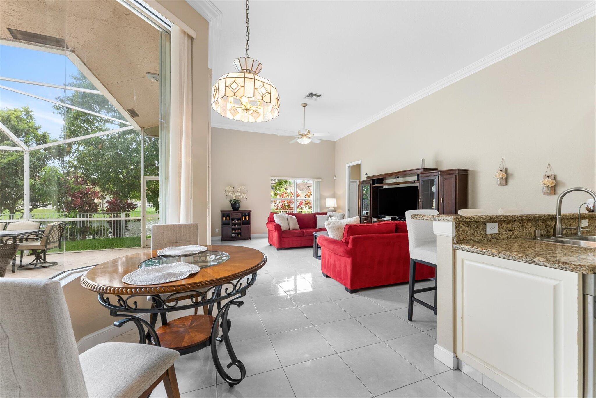 WYNDHAM LAKES WEST - Residential