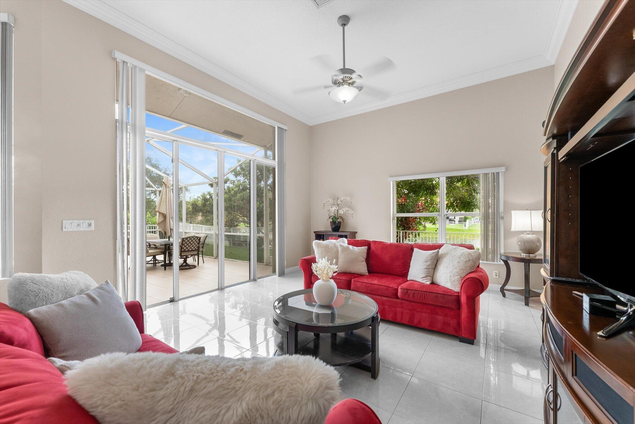 WYNDHAM LAKES WEST - Residential