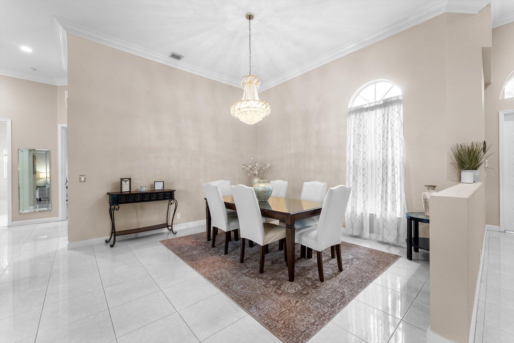 WYNDHAM LAKES WEST - Residential