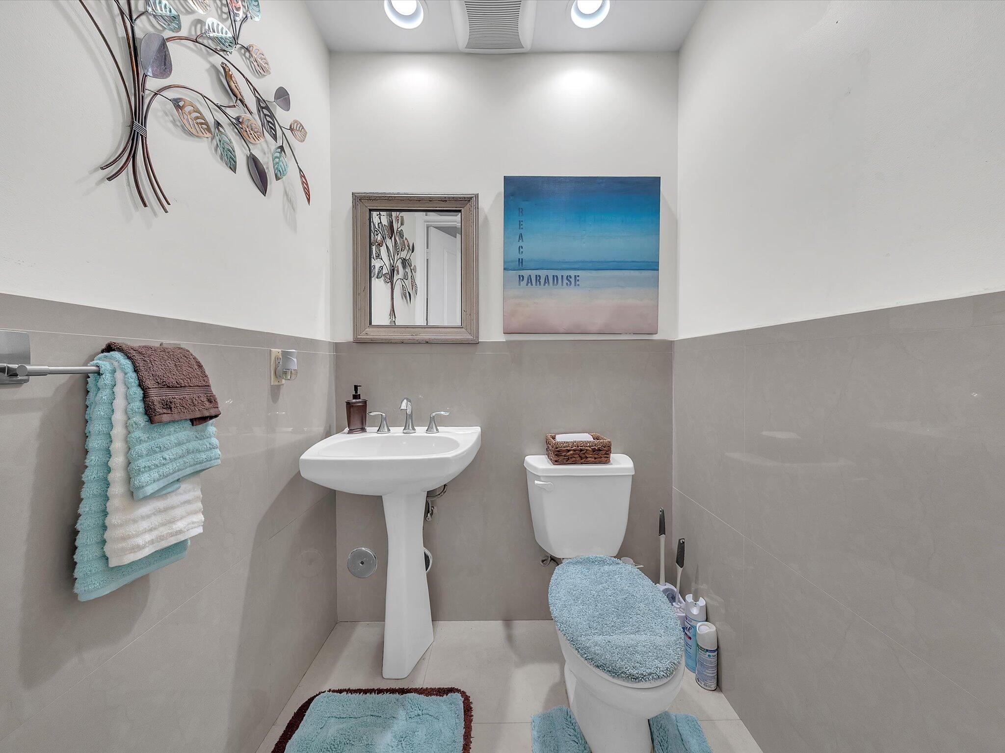 VILLA CASTILLE CONDO - Residential