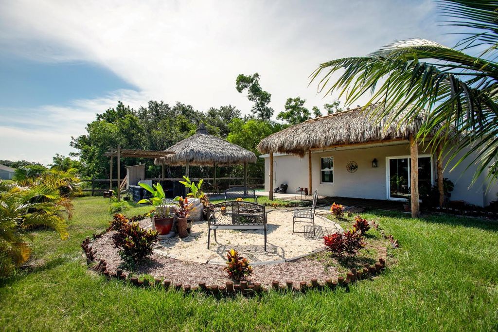Photo of 2384 SE Hurley Court, Port St Lucie, FL 34952 (MLS # R10902404)