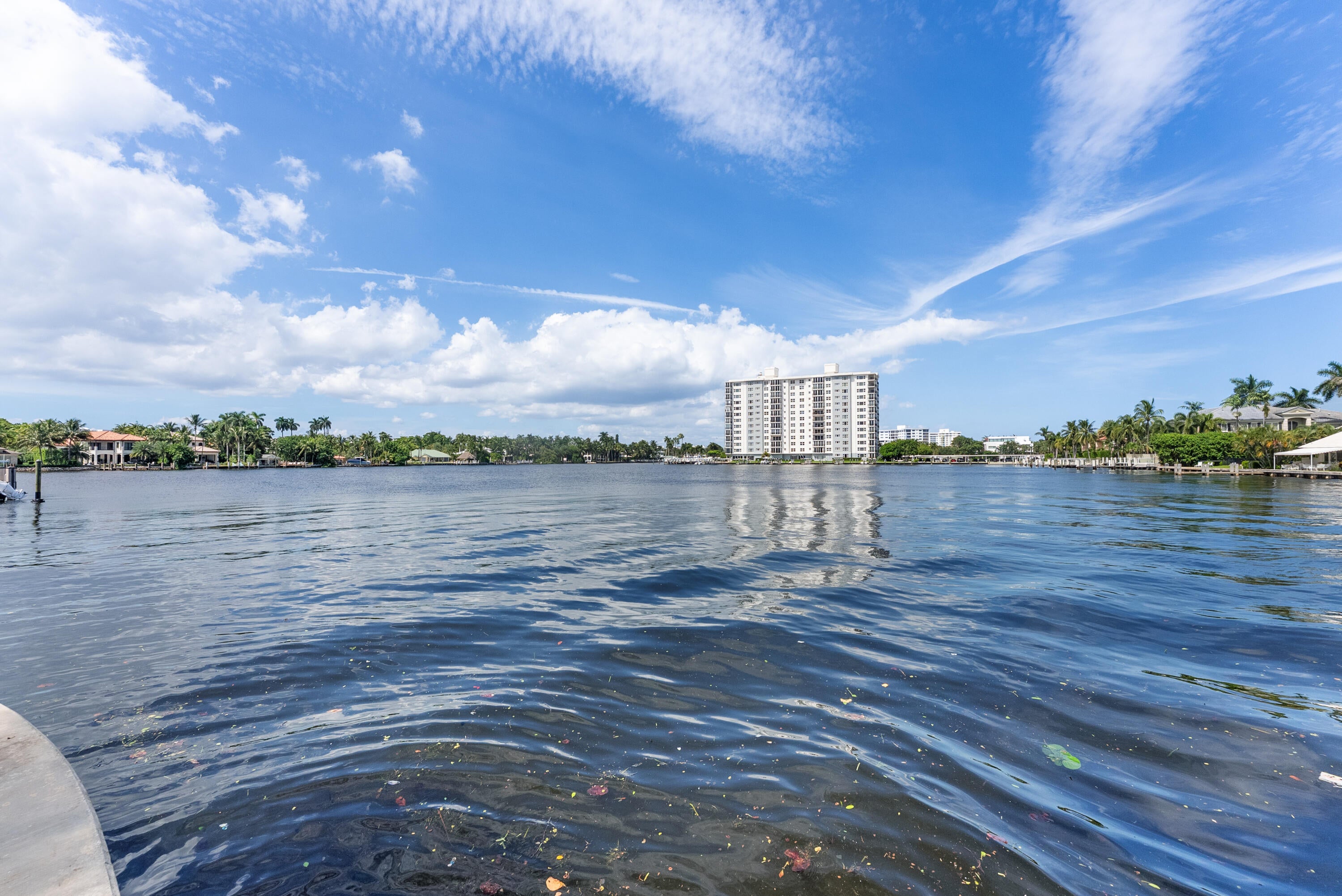 990 CASUARINA Road 4