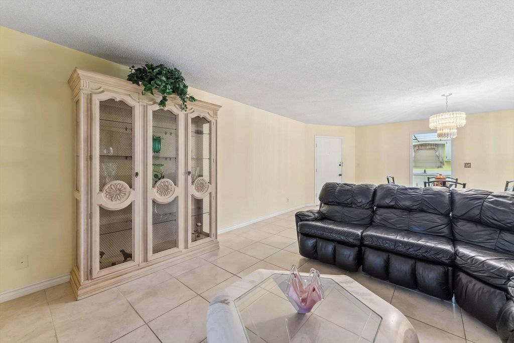 Photo of 10821 N Military Trail #19, Palm Beach Gardens, FL 33410 (MLS # R11014087)