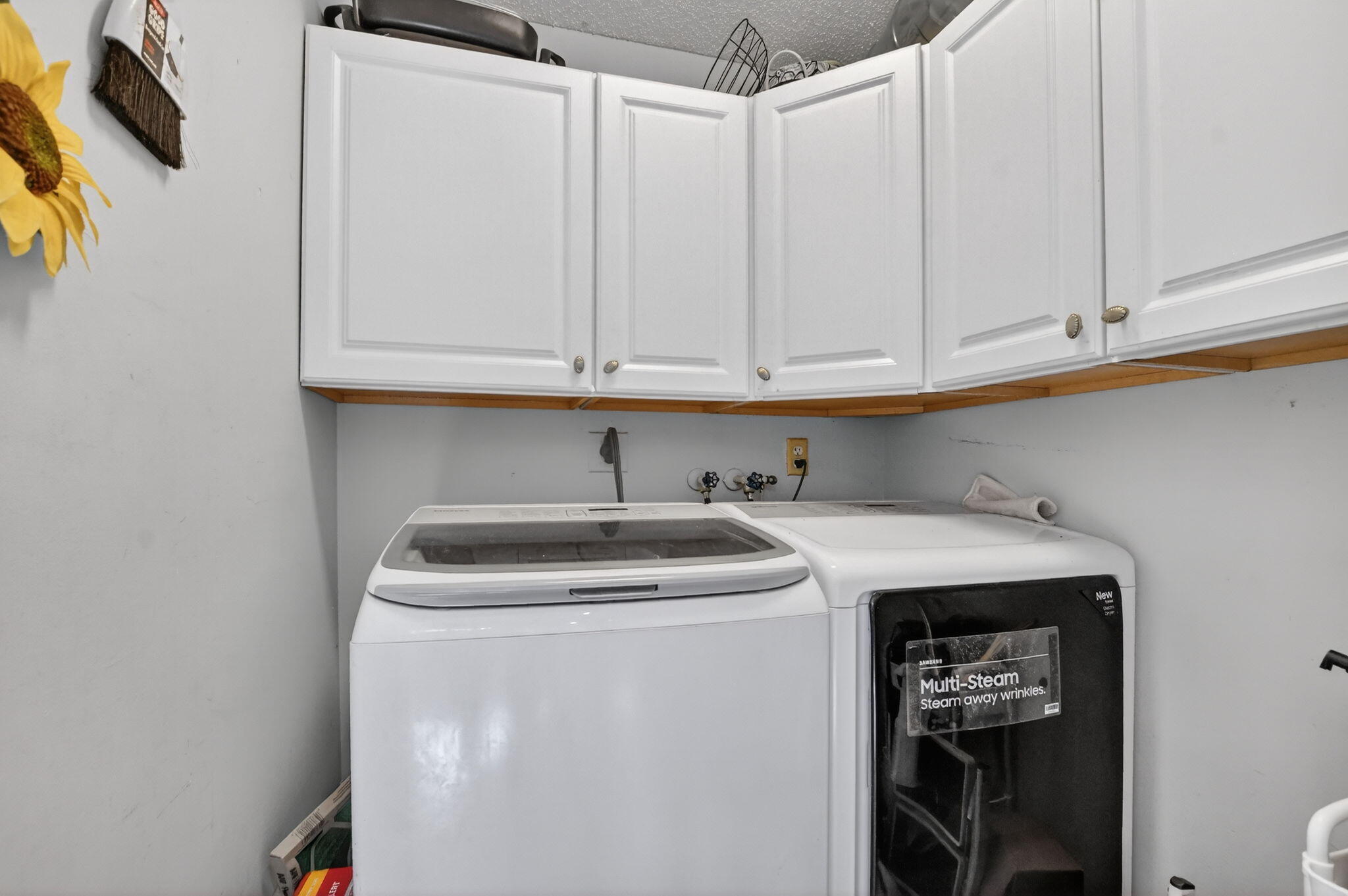 VILLAS OF DEER CREEK - Residential