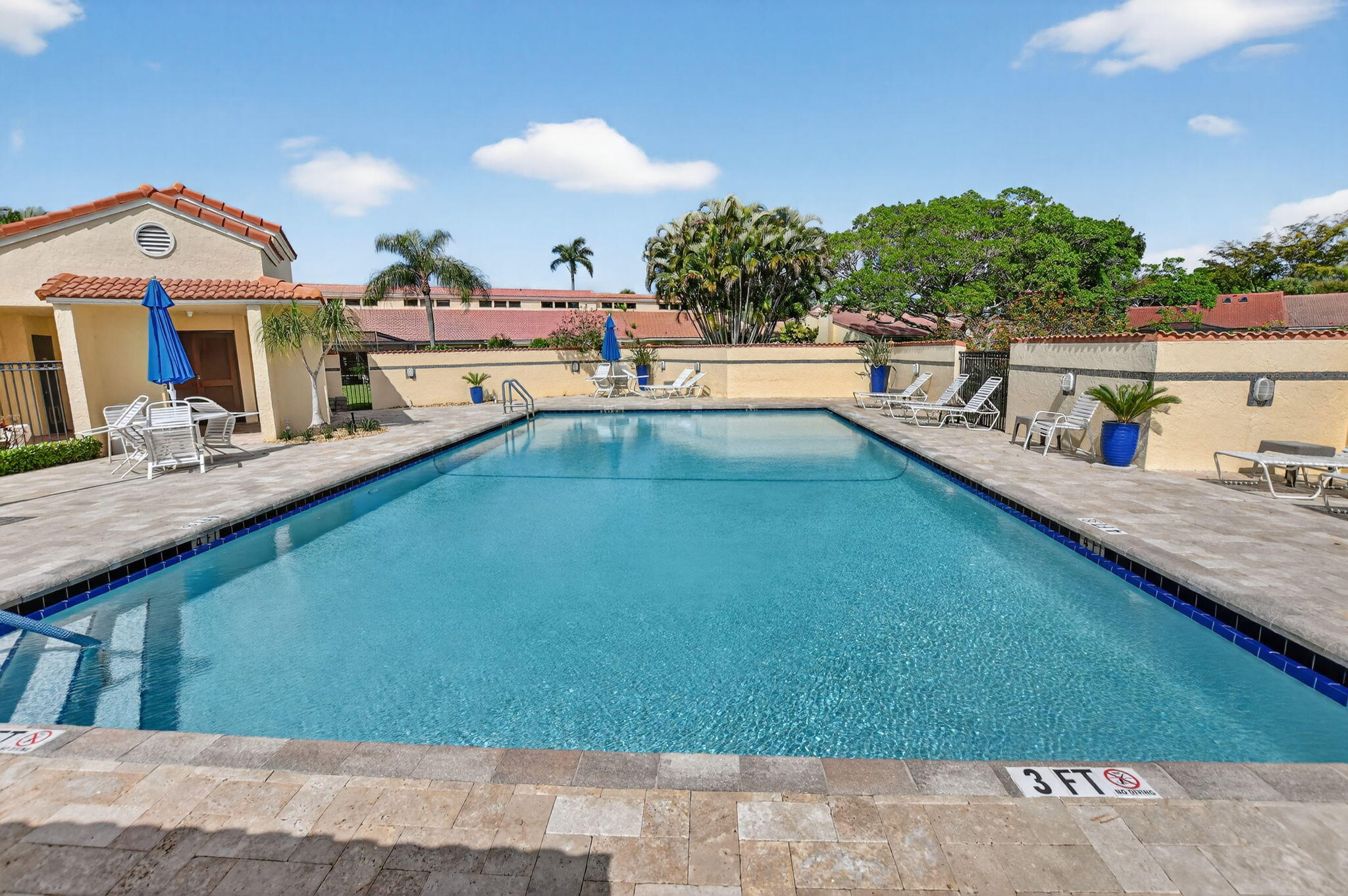 VILLAS OF DEER CREEK - Residential