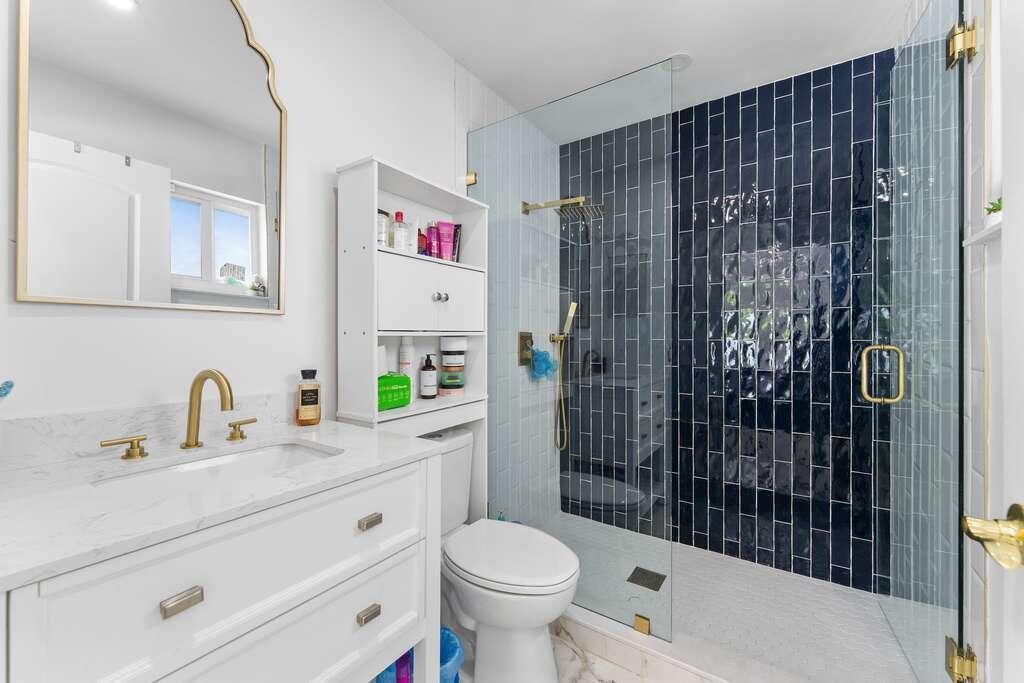 HUNTINGTON WOODS - Residential