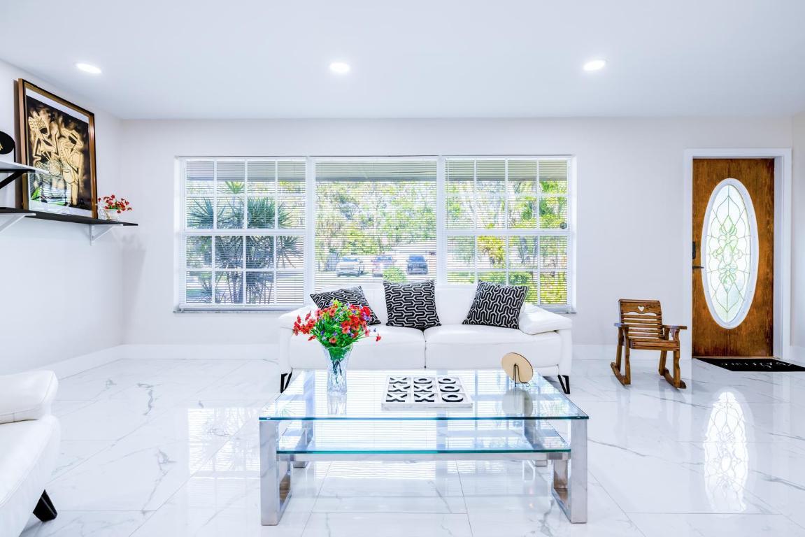 FOREST ESTATES IN - Residential