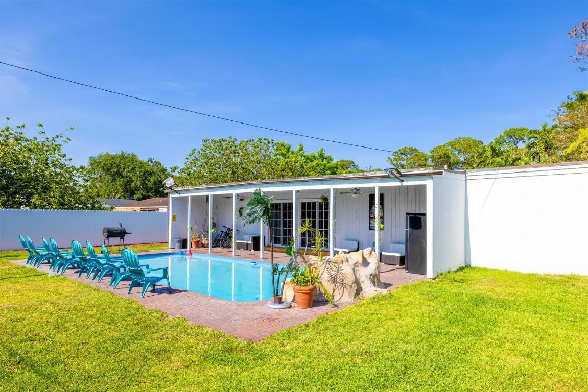 FOREST ESTATES IN - Residential