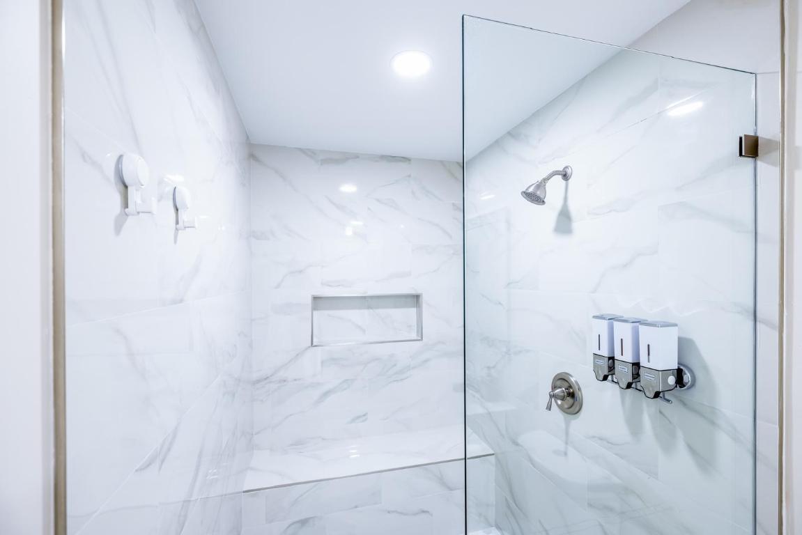 FOREST ESTATES IN - Residential