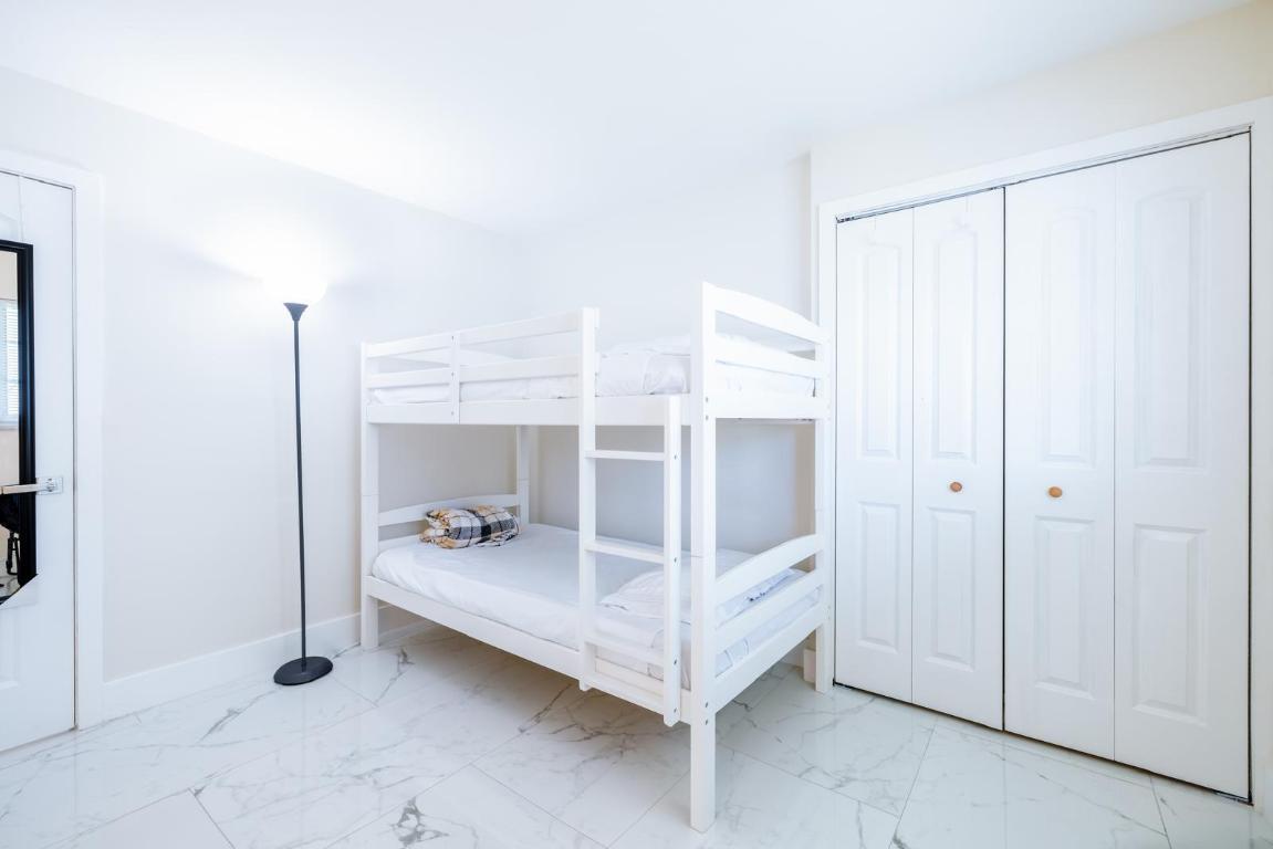 FOREST ESTATES IN - Residential