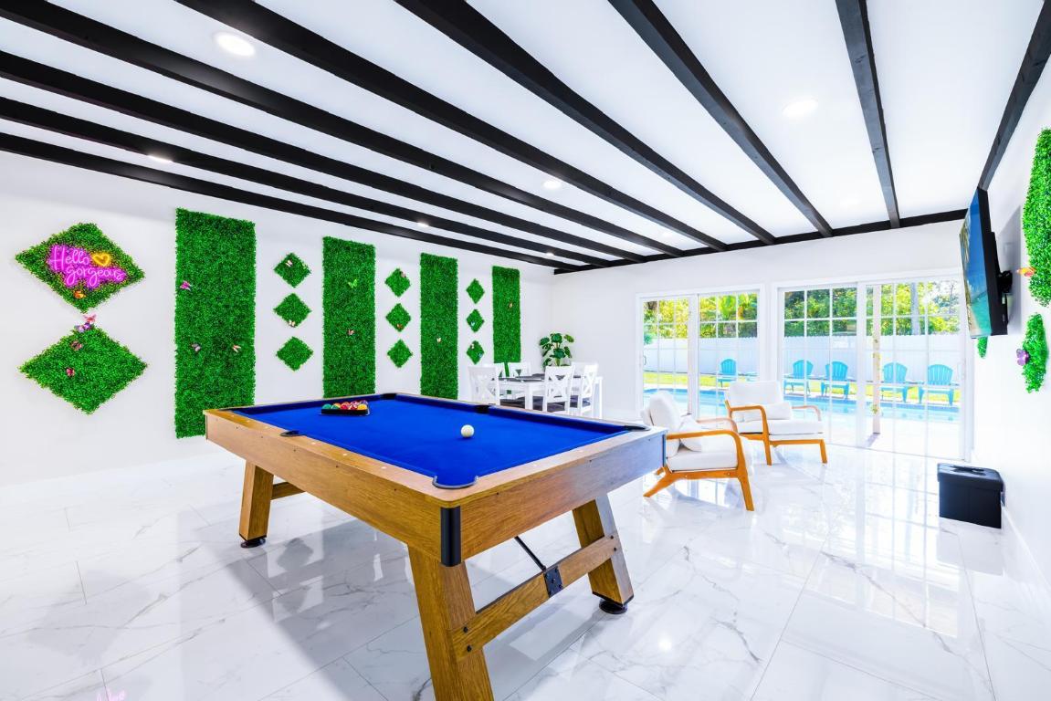 FOREST ESTATES IN - Residential