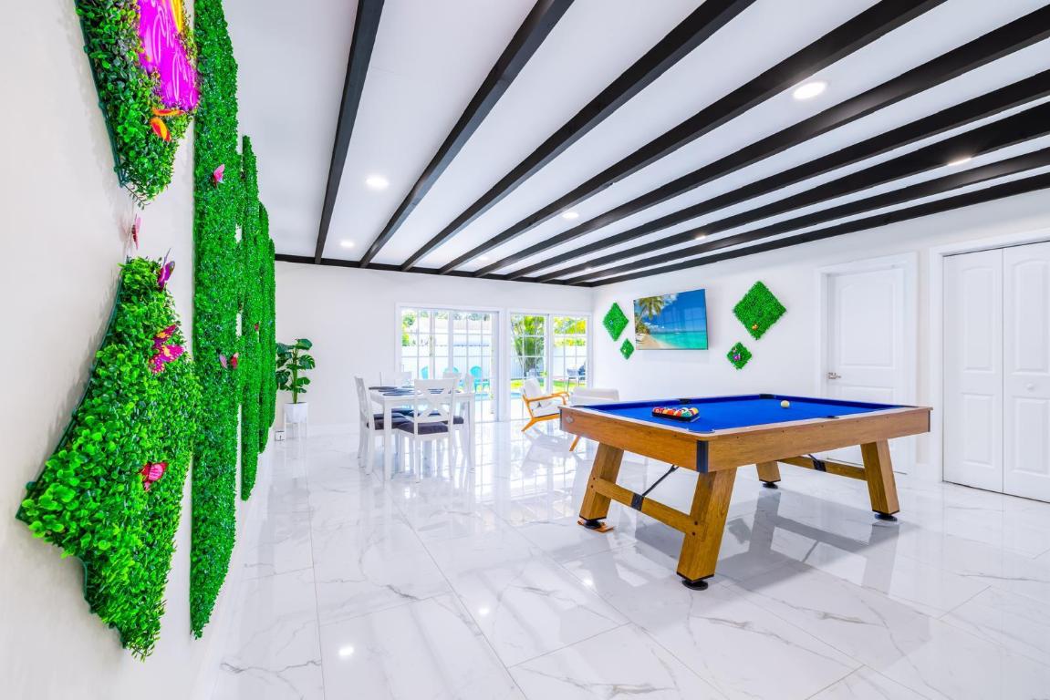 FOREST ESTATES IN - Residential