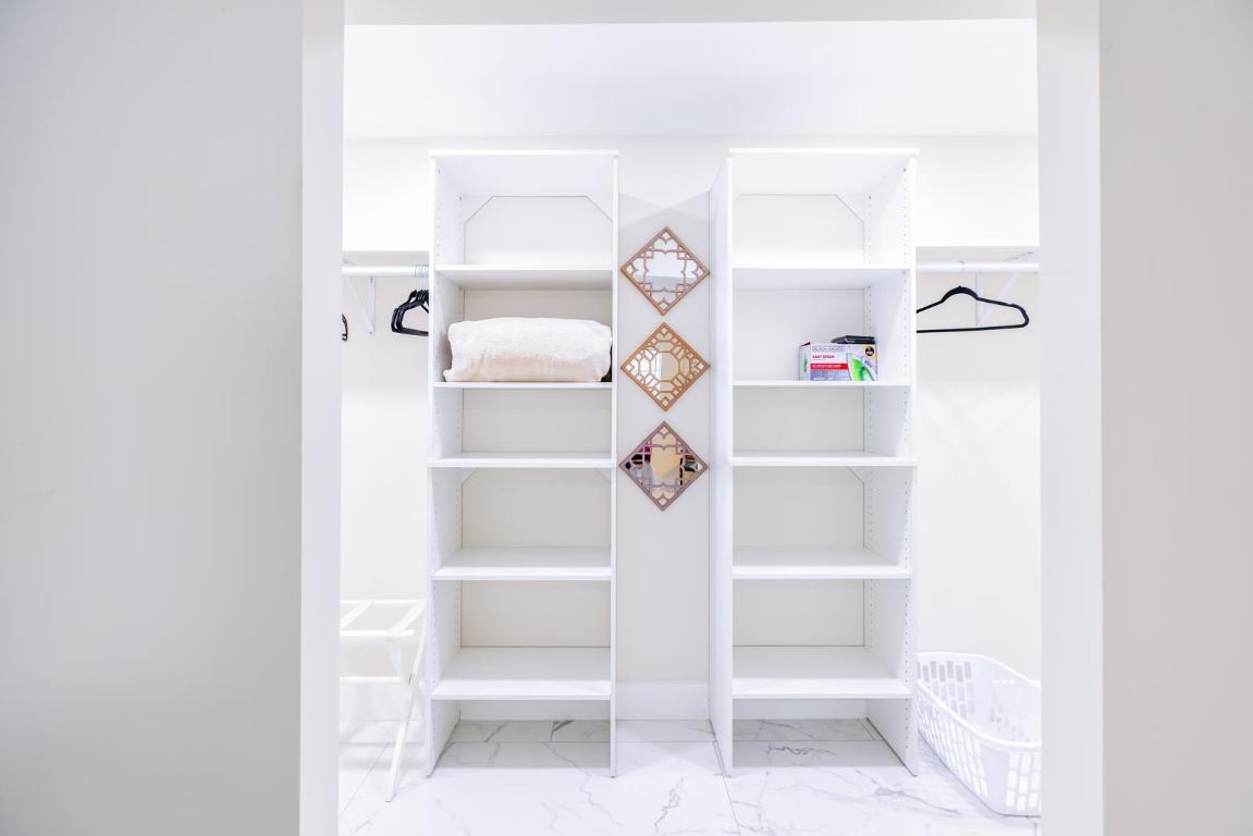 FOREST ESTATES IN - Residential