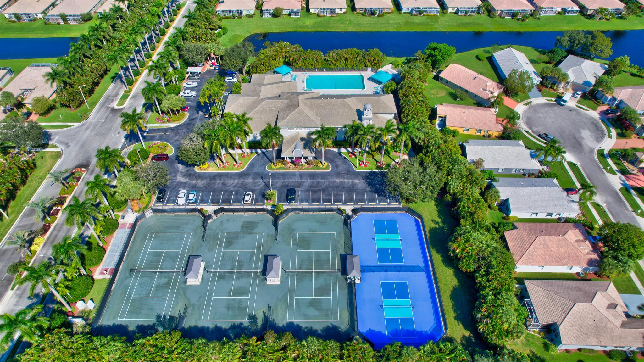 MAJESTIC ISLES - Residential