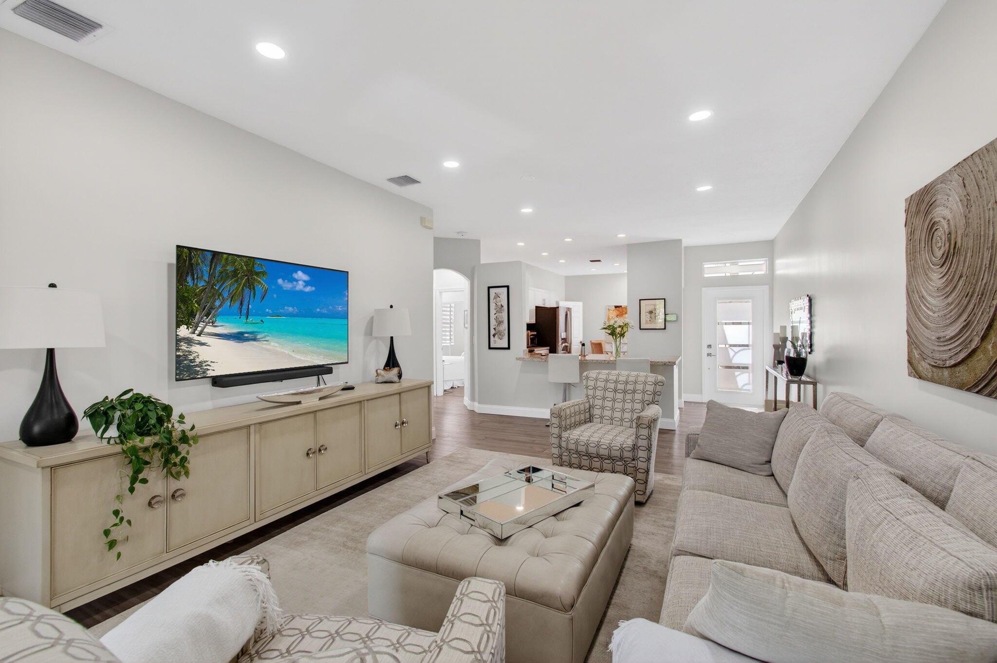 MAJESTIC ISLES - Residential