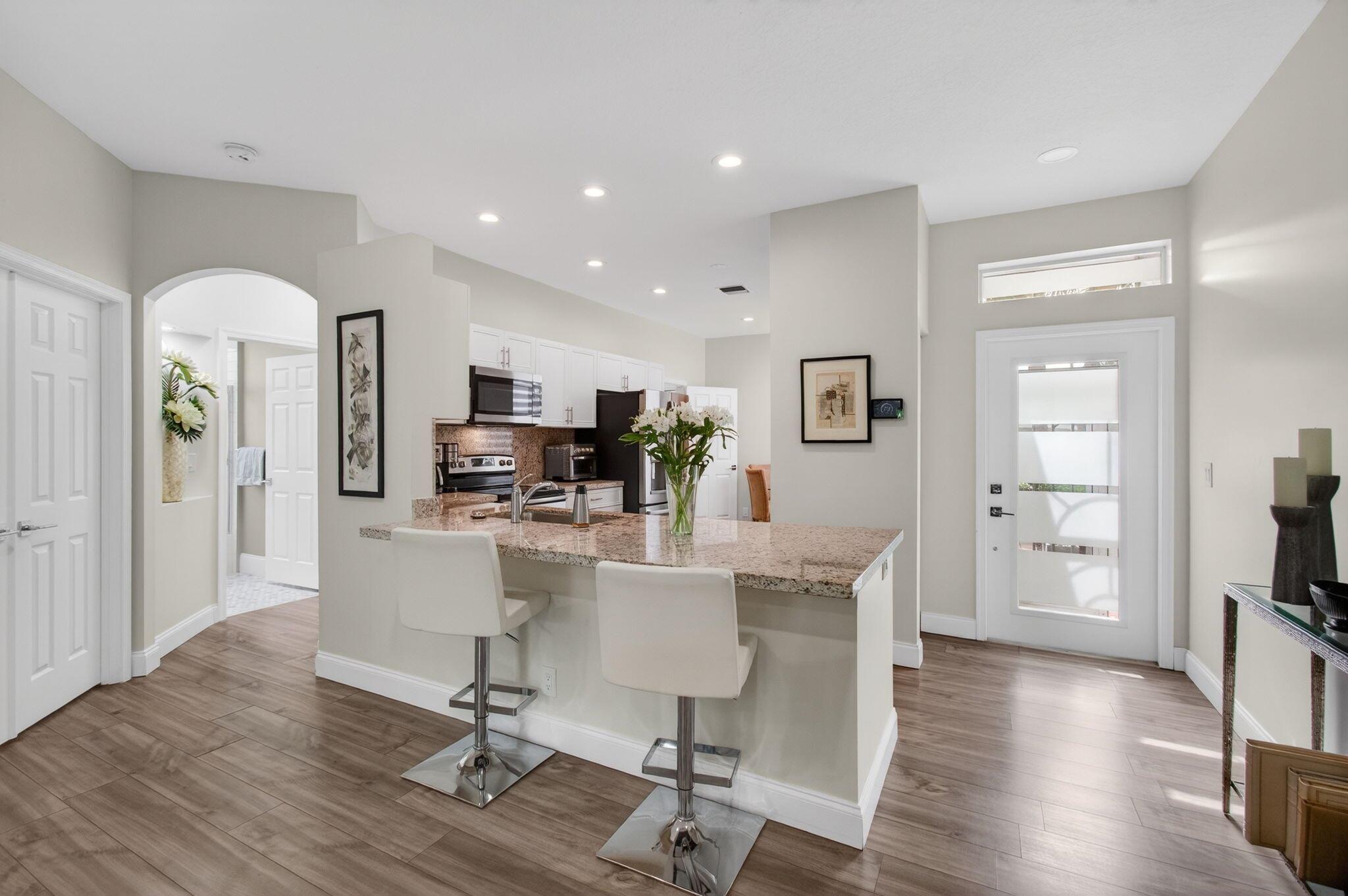 MAJESTIC ISLES - Residential