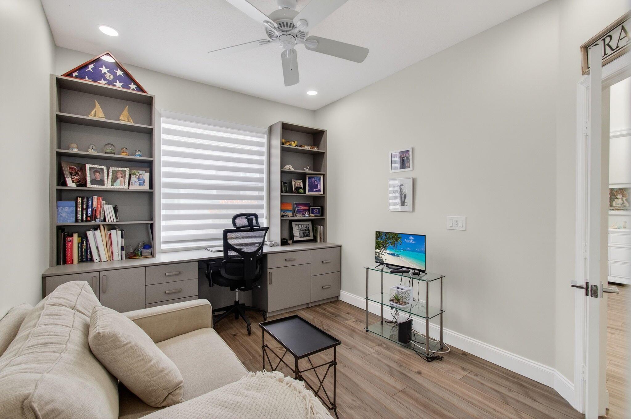 MAJESTIC ISLES - Residential