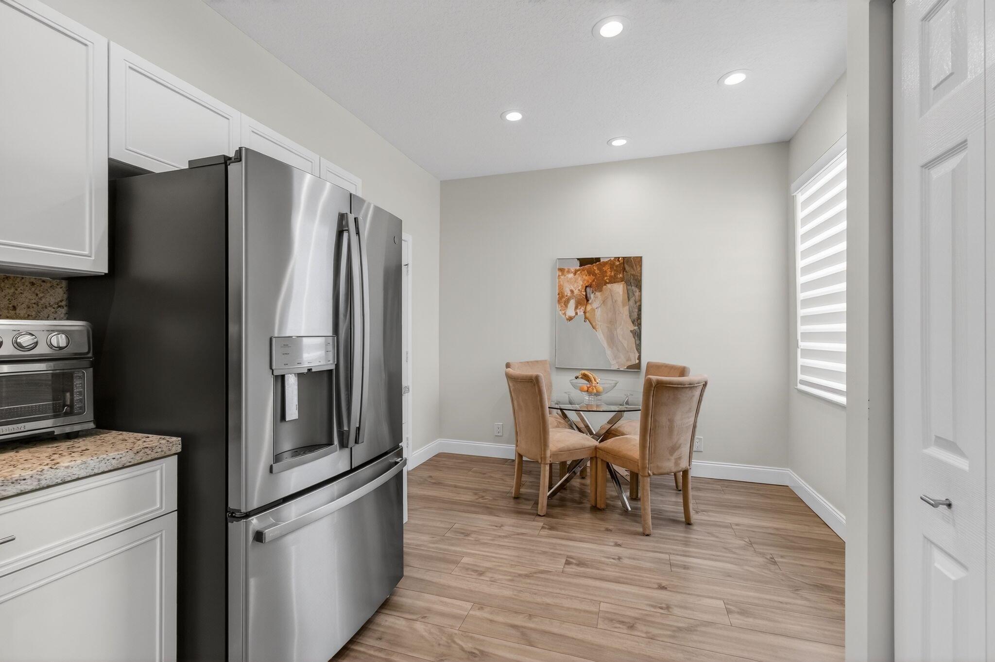 MAJESTIC ISLES - Residential