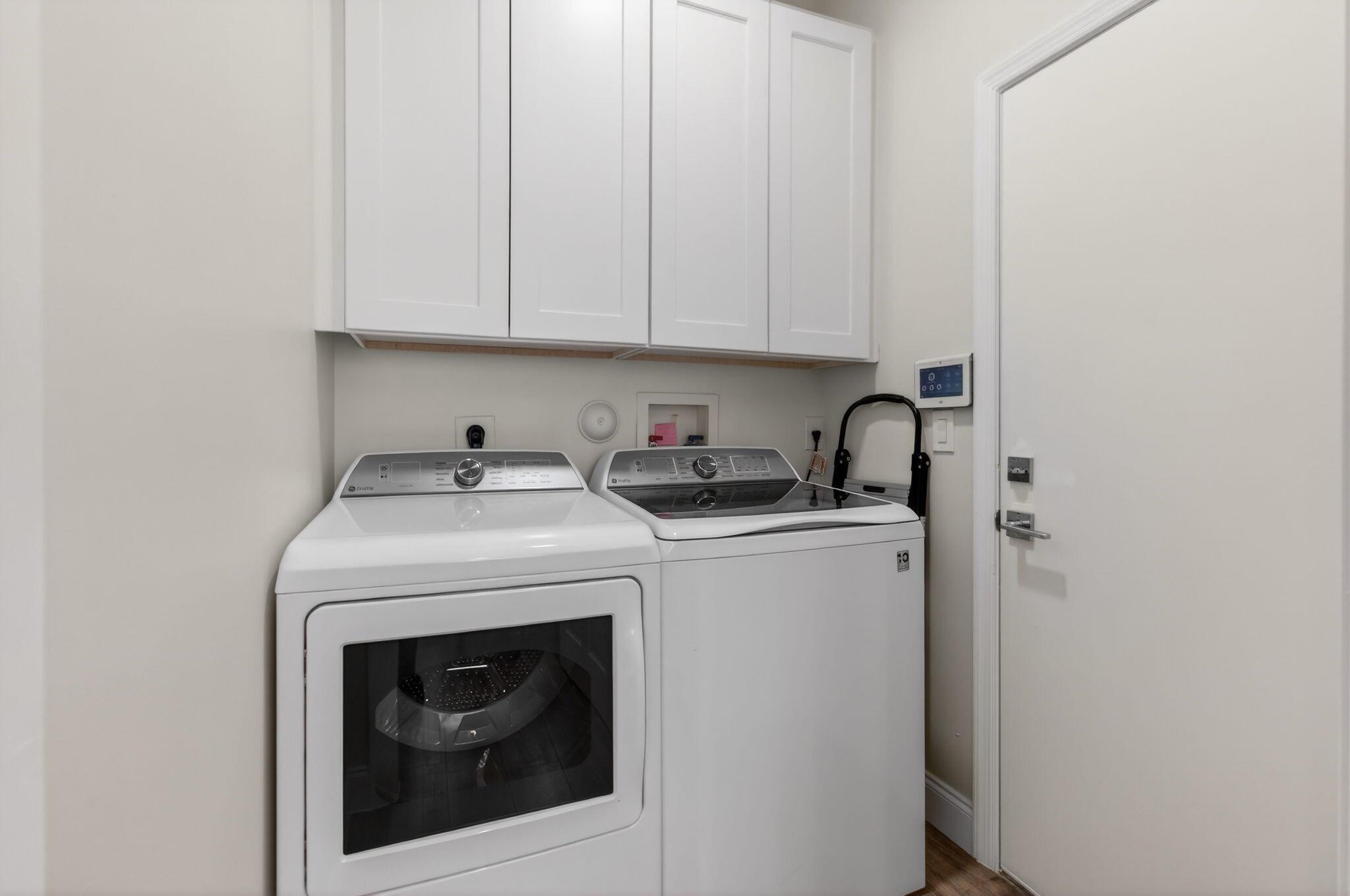 MAJESTIC ISLES - Residential